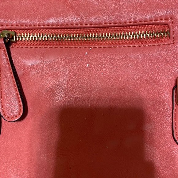 Charming Charlie Coral crossbody purse - Picture 3 of 9